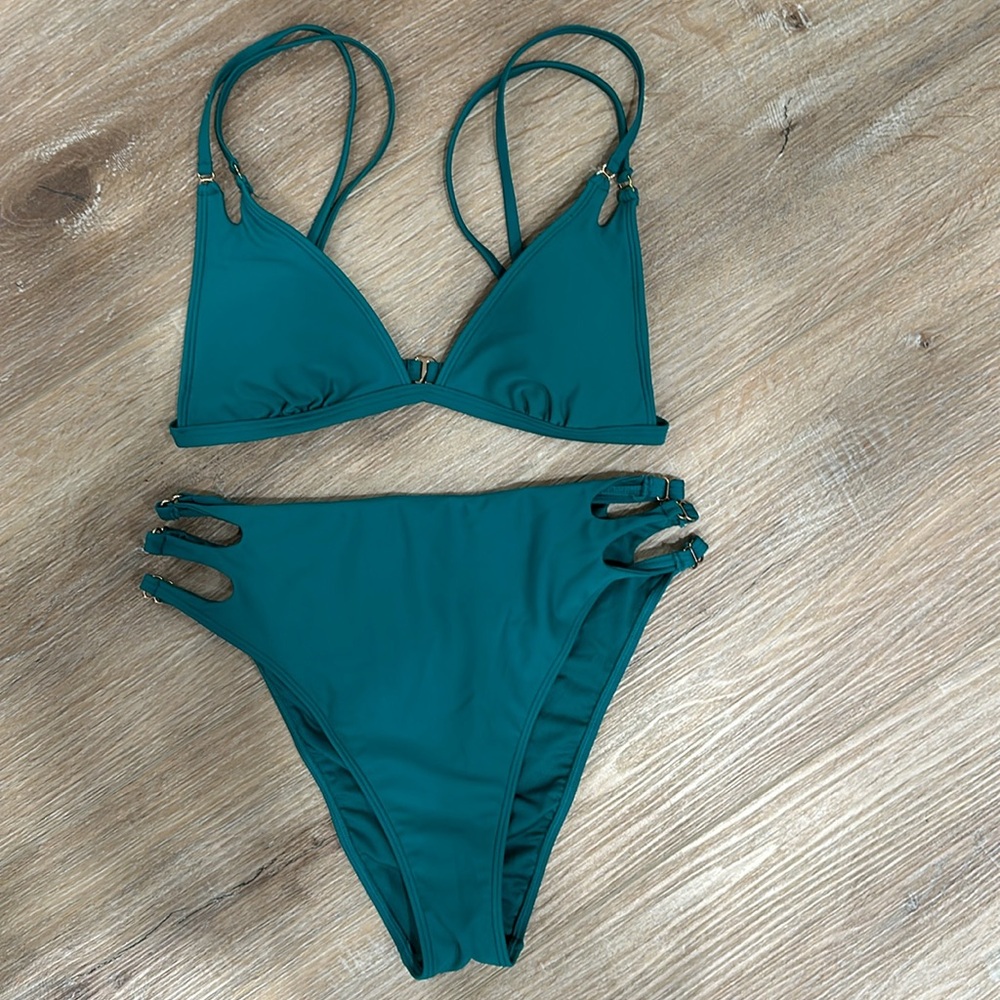 Swim bundle ( all smalls) - Picture 7 of 7